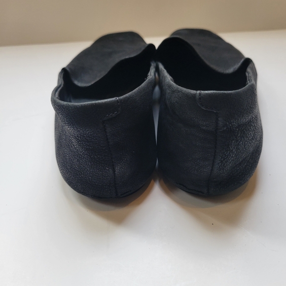 Clarks Black Flats - Picture 5 of 7